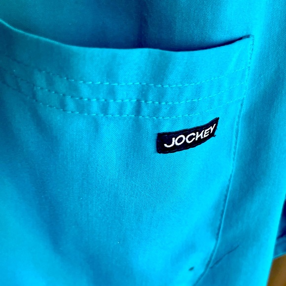 Splendidly comfortable & feather soft, Jockey scrubs in a size small. - Picture 9 of 10